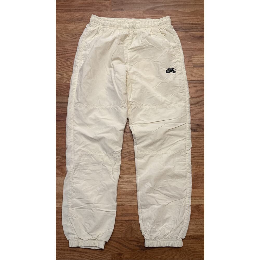 Nike SB Track Wind Pants Cream Pale Yellow Size Small CW7715-113